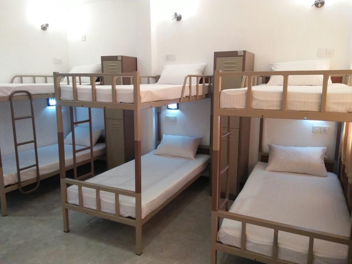 Space Garden Hostel Мирисса Экстерьер фото